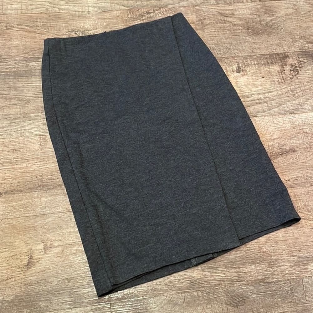 Carmen Marc‎ Valvo Gray Stretch Skirt